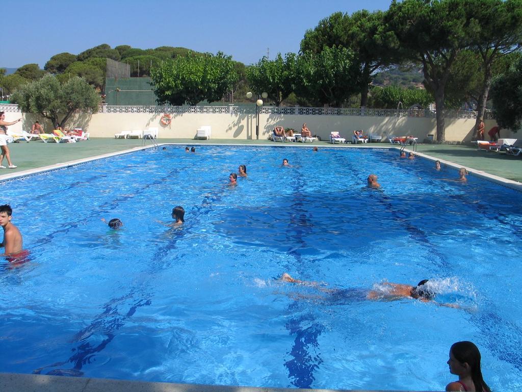 Camping Roca Grossa Calella Dış mekan fotoğraf