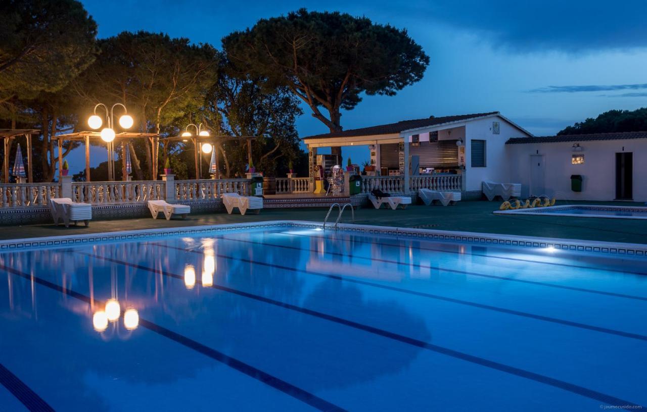 Camping Roca Grossa Calella Dış mekan fotoğraf
